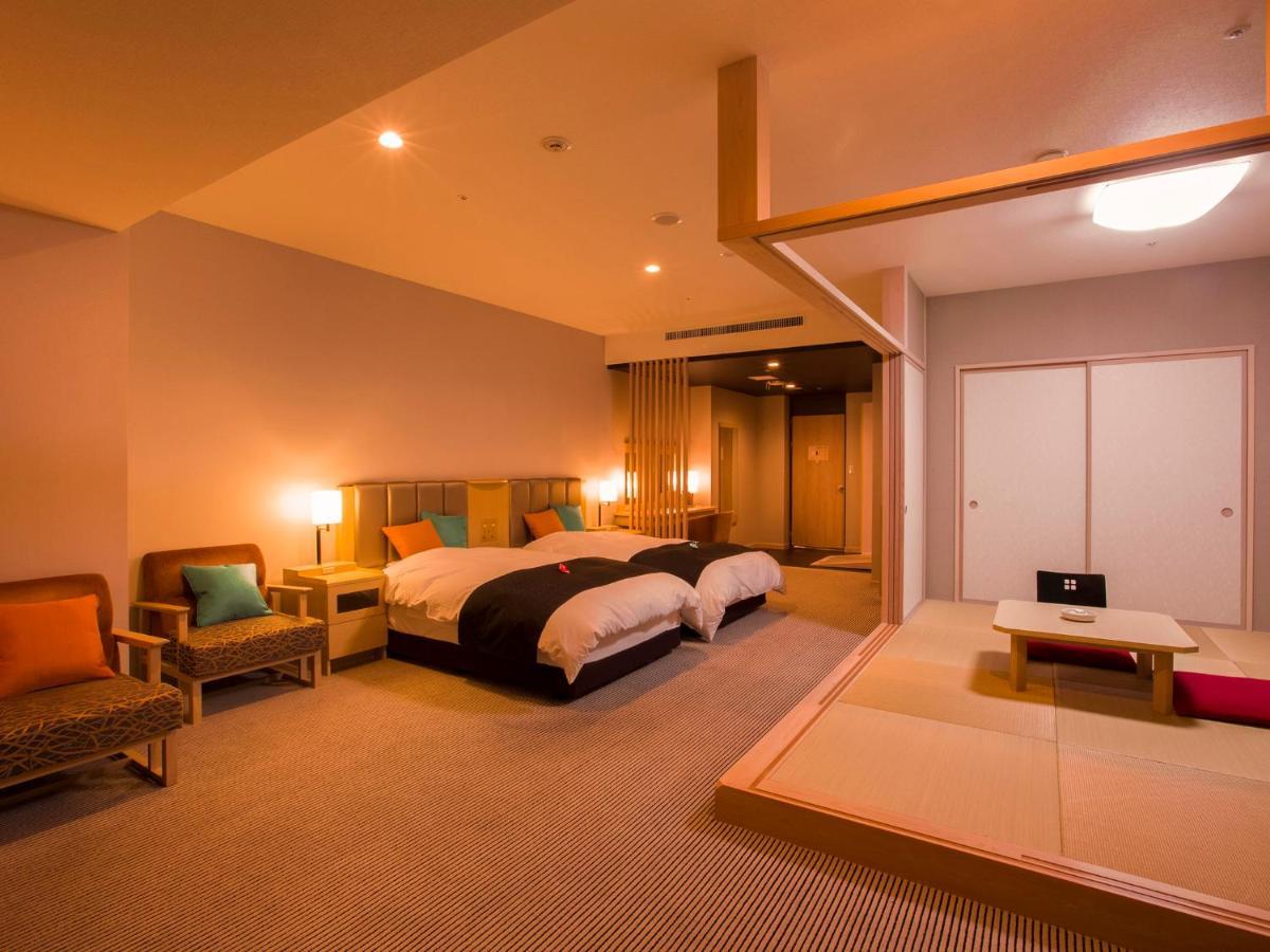 Apa Hotel & Resort Kaga Katayamazu Onsen Kasuikyo Kültér fotó