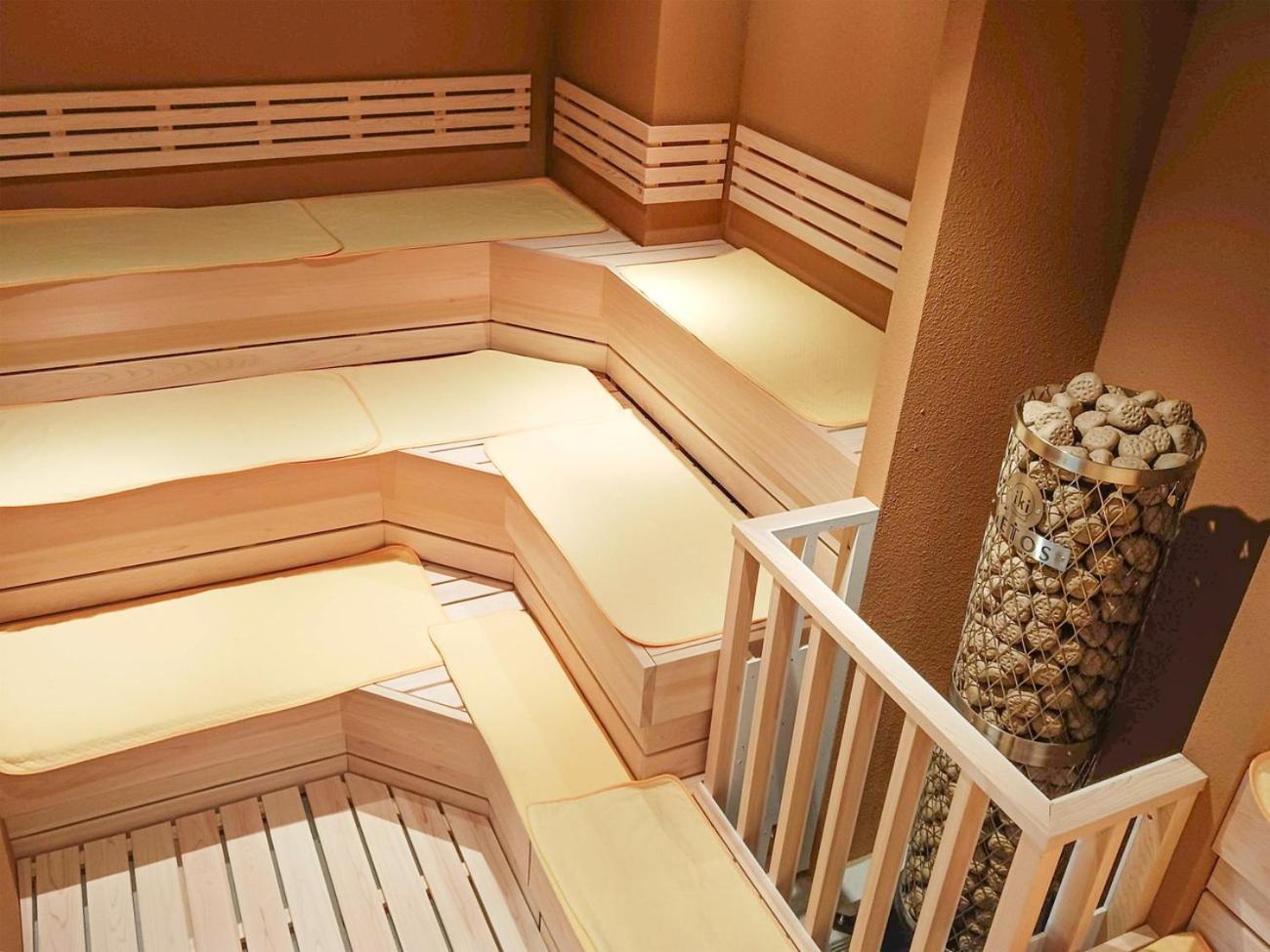 Apa Hotel & Resort Kaga Katayamazu Onsen Kasuikyo Kültér fotó