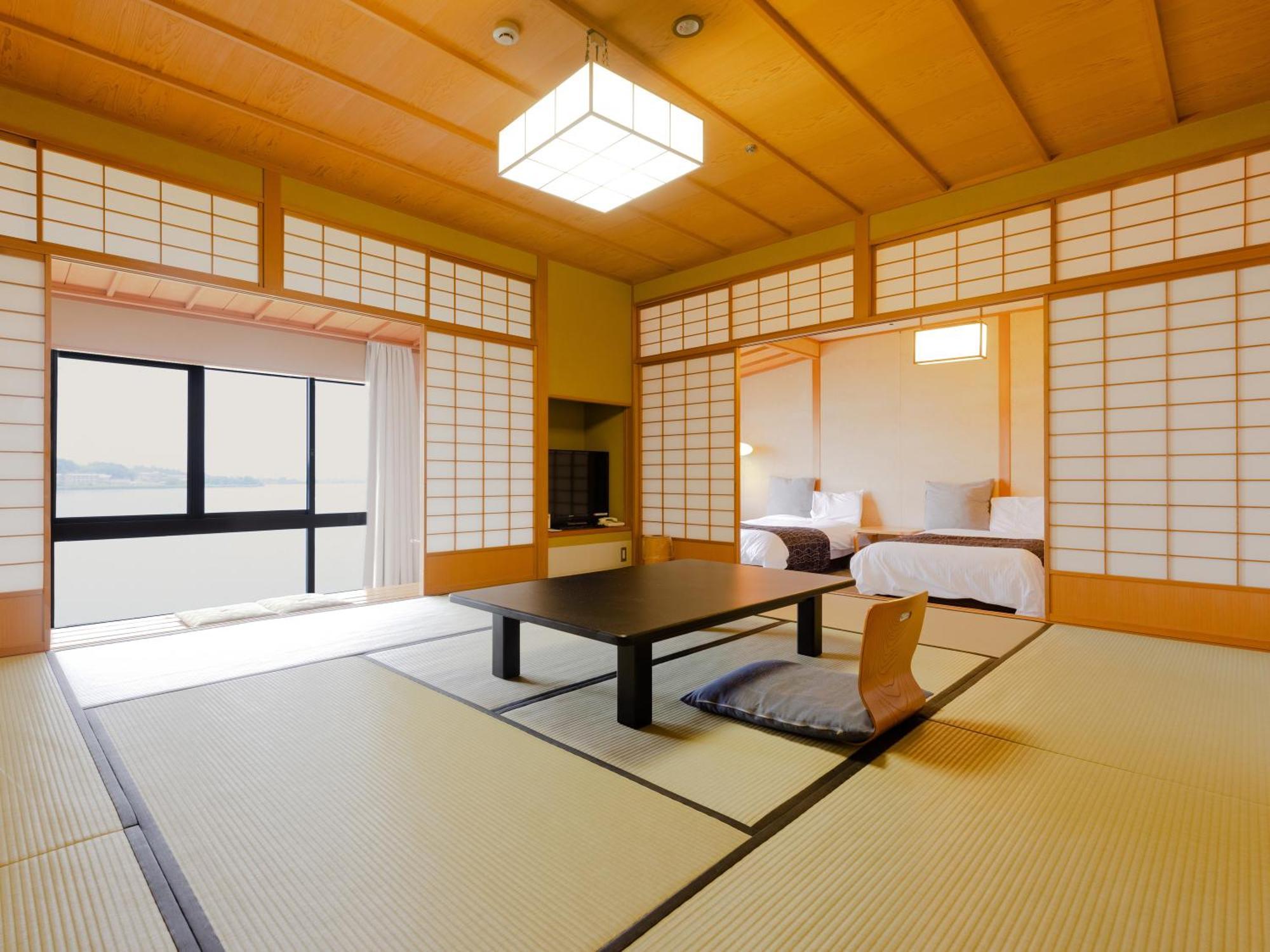 Apa Hotel & Resort Kaga Katayamazu Onsen Kasuikyo Kültér fotó
