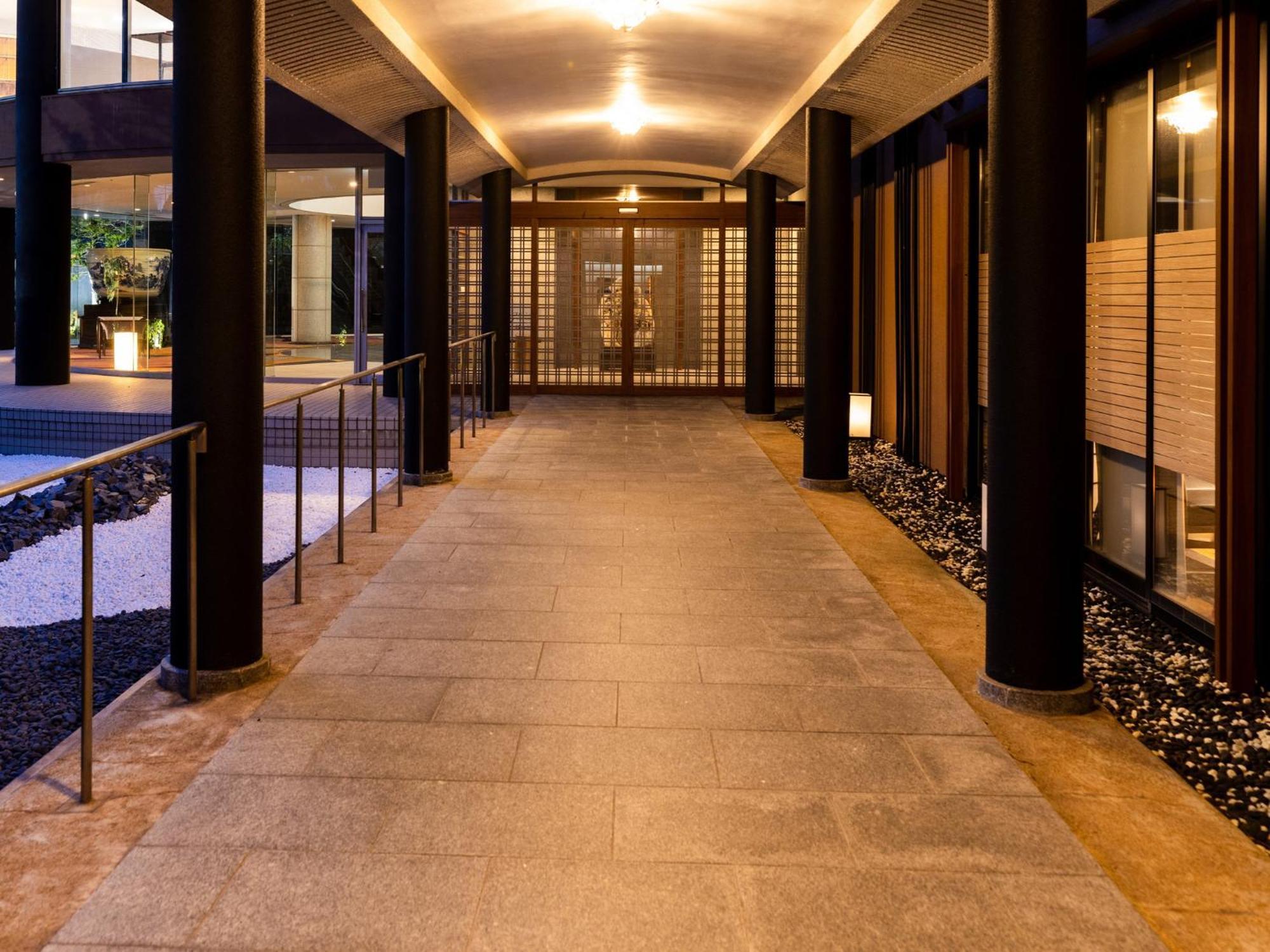 Apa Hotel & Resort Kaga Katayamazu Onsen Kasuikyo Kültér fotó